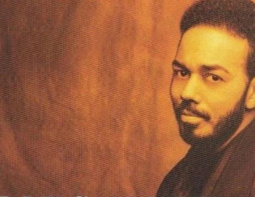 Penyanyi James Ingram Meninggal Akibat Kanker Otak