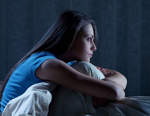 3 Tanda Tidur Anda Terganggu karena Stres