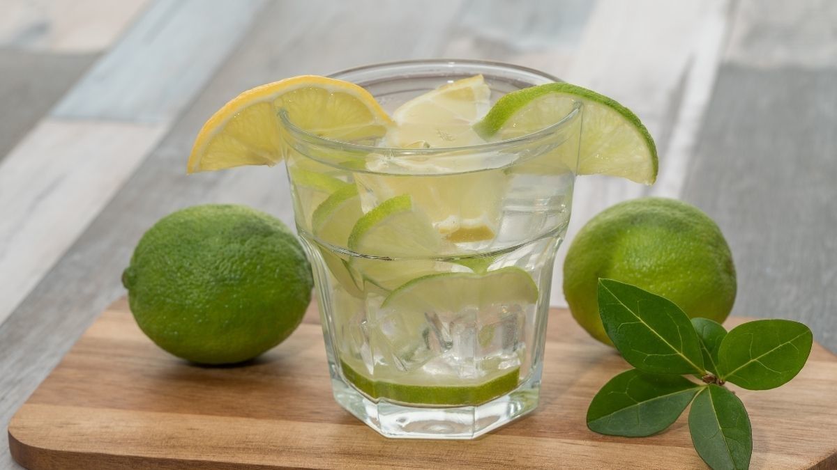 Ini Waktu Terbaik untuk Minum Air Lemon