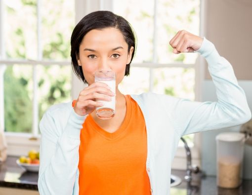 Alasan Usia Remaja Tetap Perlu Minum Susu Kalsium