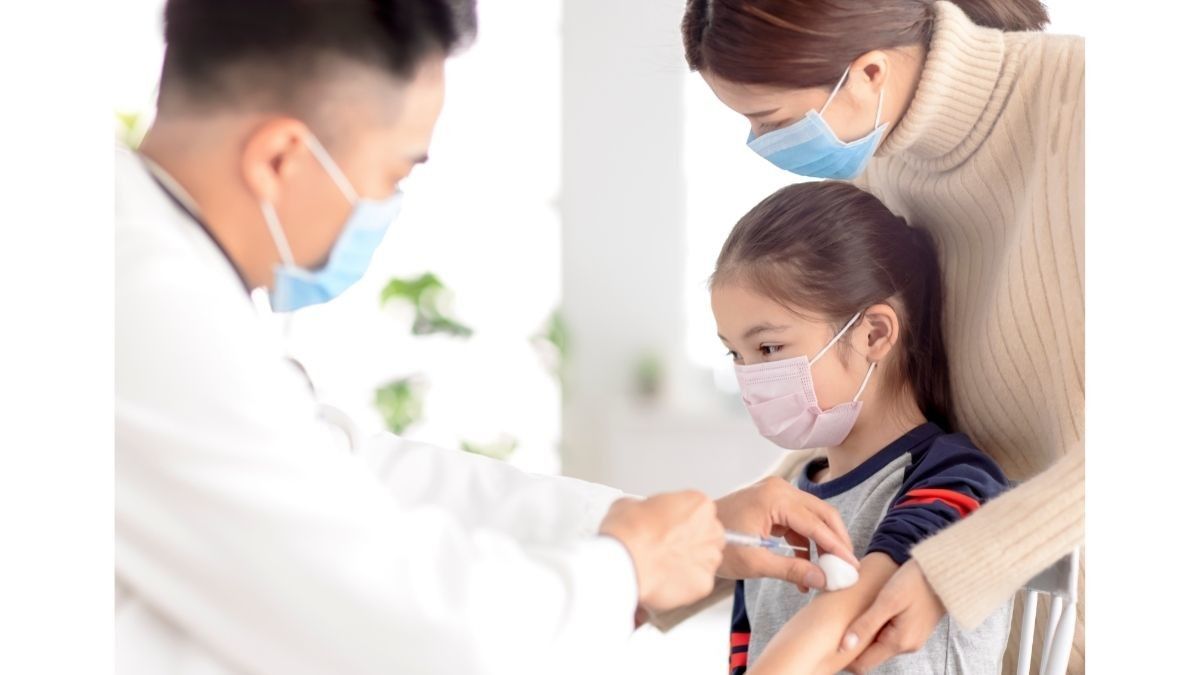 Wajib Tahu, Ini Efek Samping Imunisasi pada Anak