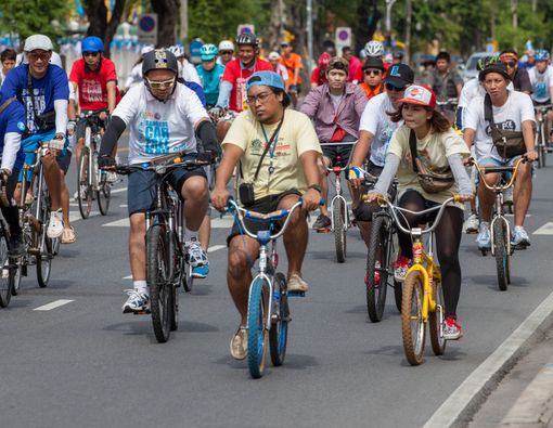 6 Manfaat Sehat Bersepeda Saat Car Free Day