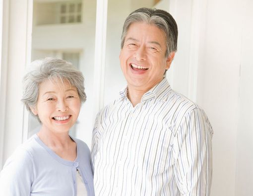 Wanita Lebih Cepat Menua daripada Pria?