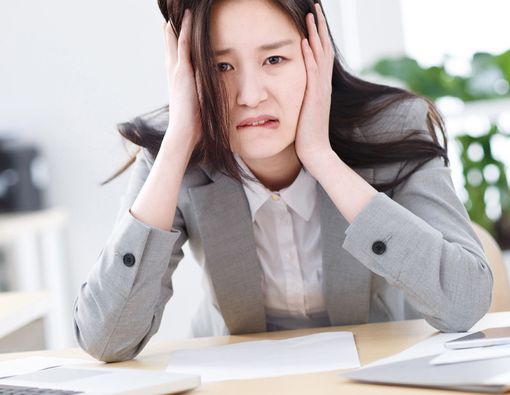 Kenali Tanda-tanda Anda Stres karena Pekerjaan