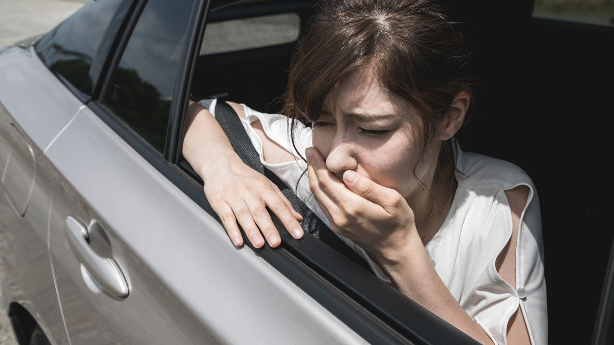 Tips Atasi Mual Saat Perjalanan Mudik