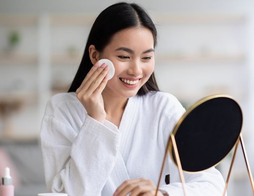 15 Rekomendasi Hydrating Toner yang Bagus untuk Mencerahkan Wajah