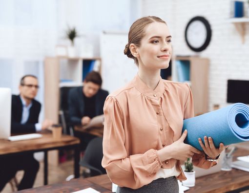 Mau Sehat? Hindari Duduk Terlalu Lama dari Sekarang!