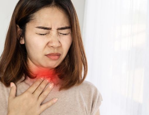 6 Jenis Obat Sakit Tenggorokan yang Bisa Dibeli di Apotek