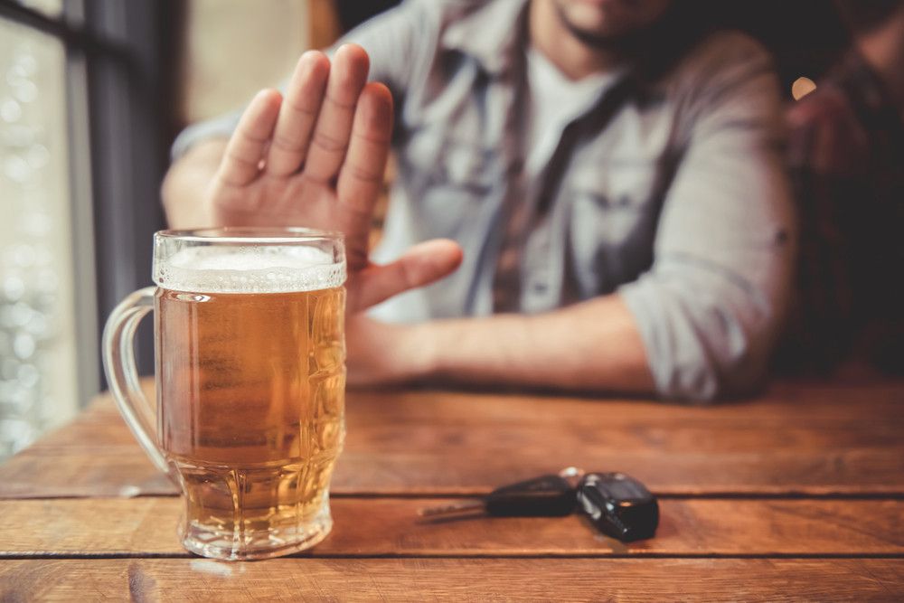 5 Hal yang Terjadi Saat Anda Berhenti Minum Alkohol (George Rudy/Shutterstock)