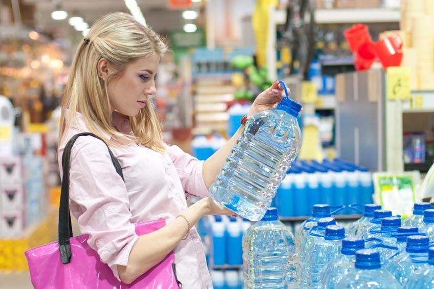 Bisakah Air Mineral Kemasan Botol Kedaluwarsa?