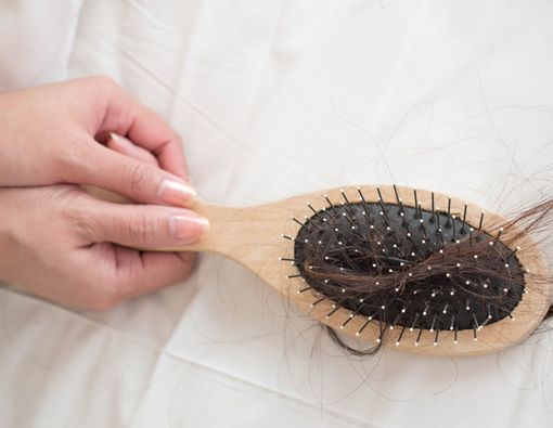 Rambut Rontok Setelah Sembuh dari COVID-19, Ini Penyebabnya
