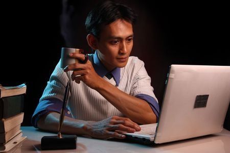 Gangguan Kesehatan pada Pekerja Shift Malam