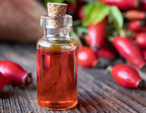Manfaat Minyak Rosehip bagi Tubuh