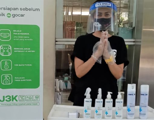 Godrej dan Gojek Kerja Sama Sediakan Puluhan Ribu Hand Sanitizer