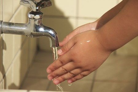 Cuci Tangan dan Pengaruhnya kepada Kesehatan Si Kecil 