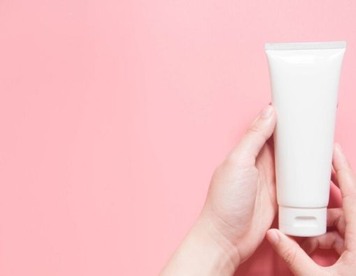 Alasan Mengapa Anda Dilarang Menggunting Tube Produk Skin Care