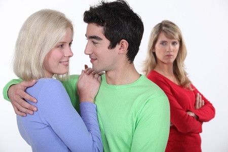 Tips Anti Selingkuh Bagi Wanita