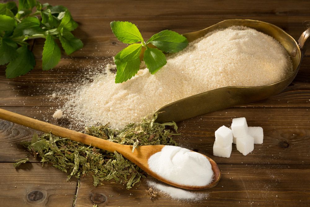 Stevia vs Gula Biasa, Lebih Baik Mana? (Anneka/Shutterstock)