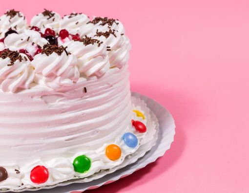 Hindari Makanan Ini Agar Tidak Berjerawat