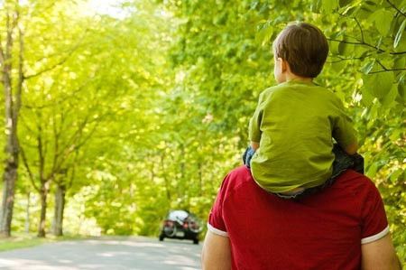 Pentingnya Peran Ayah dalam Tumbuh Kembang Anak