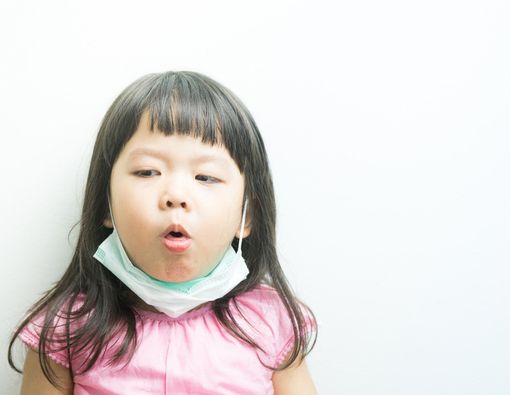 Anak Batuk Lebih dari Seminggu, Perlukah Antibiotik?