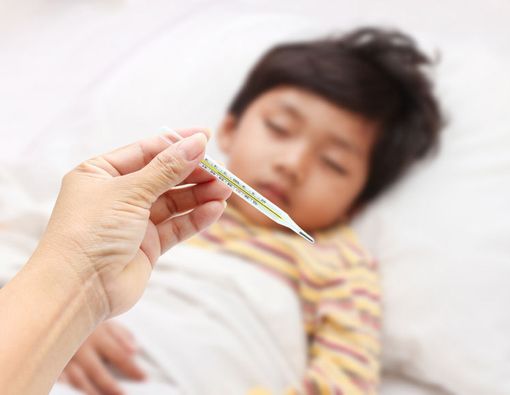 Anak Demam, Kapan Perlu ke Dokter?
