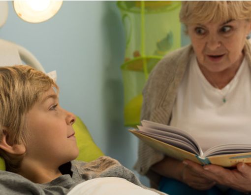 Manfaat Dongeng untuk Anak Penderita Kanker