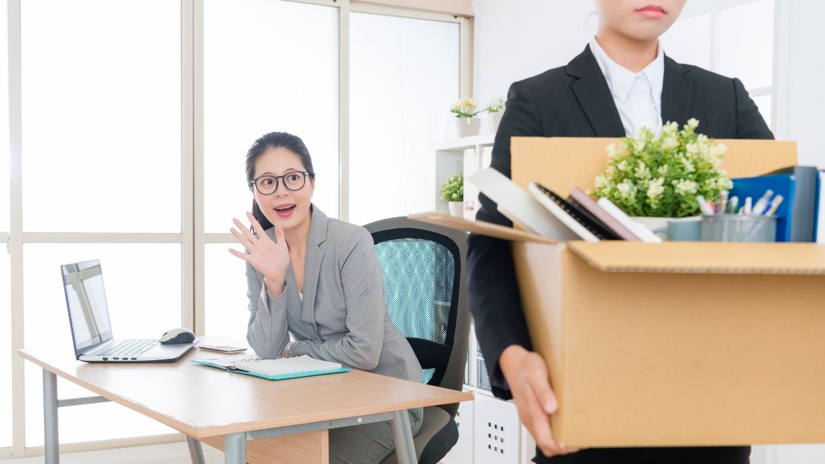 Apa Penyebab Crab Mentality?