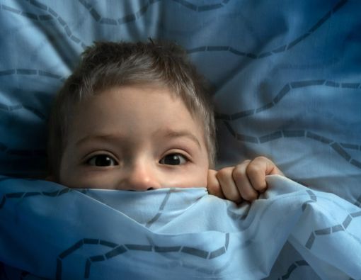 Ini Alasan Menakuti-nakuti Anak agar Bisa Disiplin Tidak Disarankan!