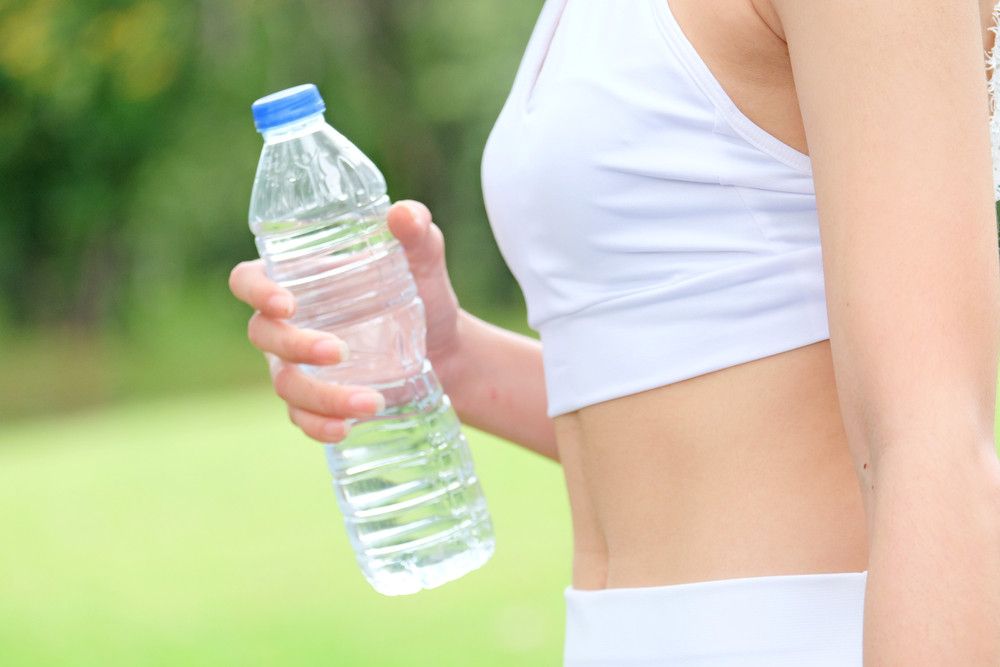 Awas, Dehidrasi Bisa Rusak Kecantikan Kulit