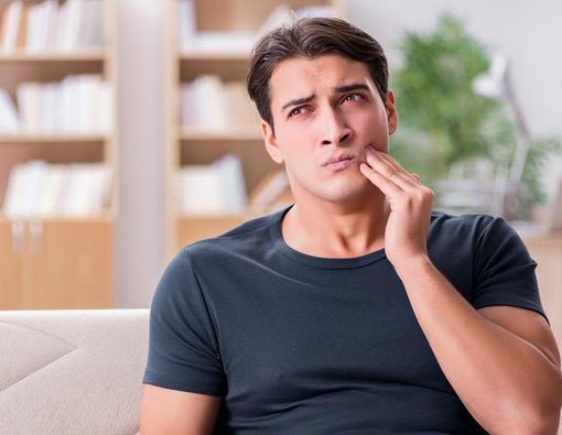 5 Gangguan Gigi dan Mulut Ini Muncul Akibat Stres