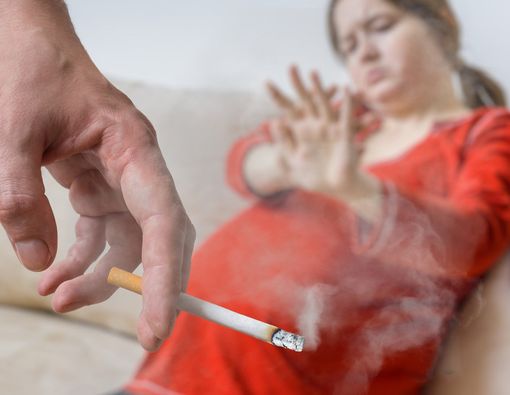 Bahaya Asap Rokok untuk Ibu Hamil dan Janin