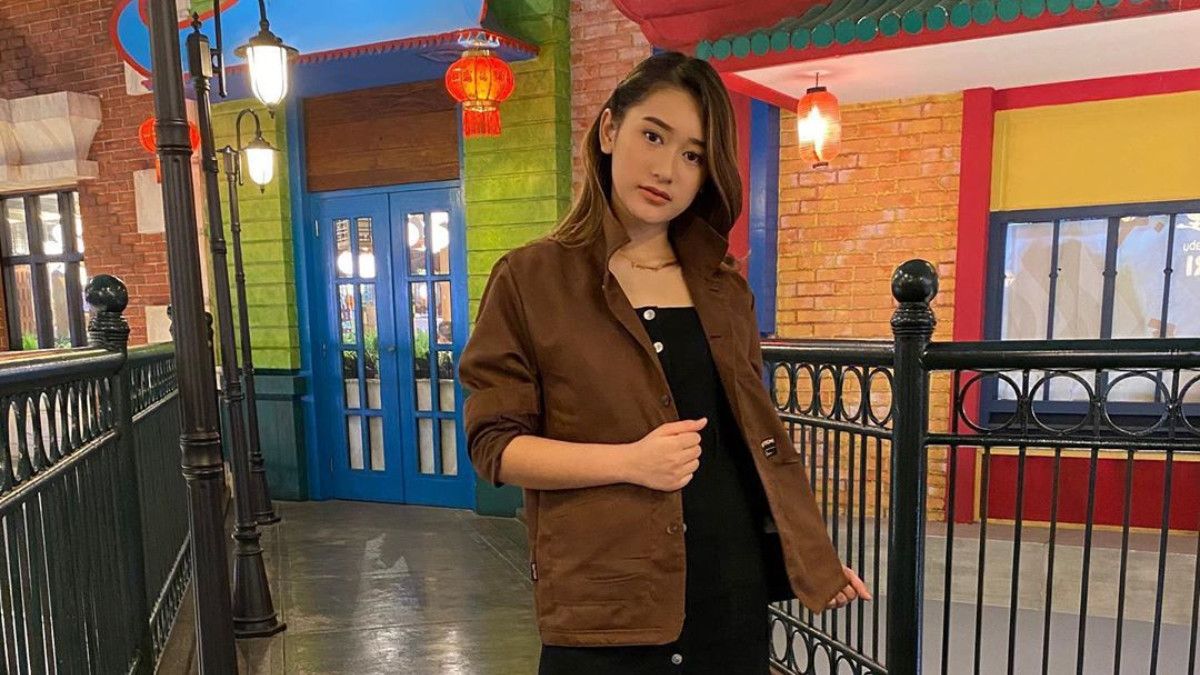 Maia Estianty Jodohkan Dul dan Amanda Caesa. Kok, Ibu Jadi Biro Jodoh?