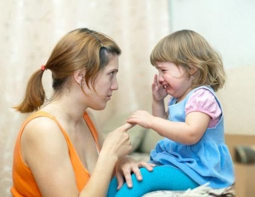 Cara Mengatasi Si Kecil yang Suka Merengek