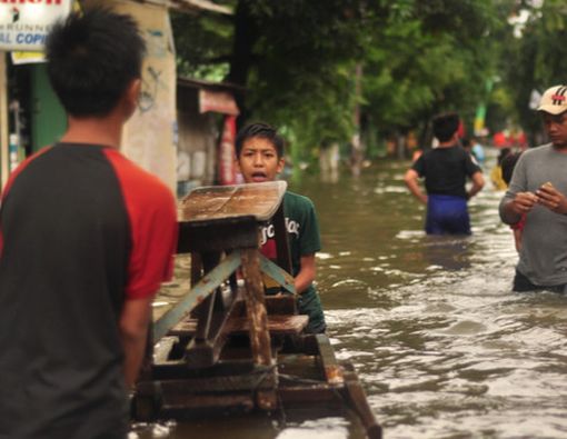 Waspada, 6 Penyakit Ini Sering Muncul Saat Banjir