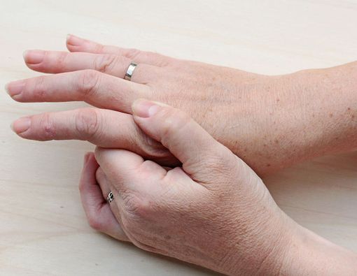 Jari Nyeri dan Bengkak, Awas Penyakit Ini!