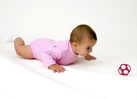 5 Cara Agar Si Kecil Cepat Merangkak