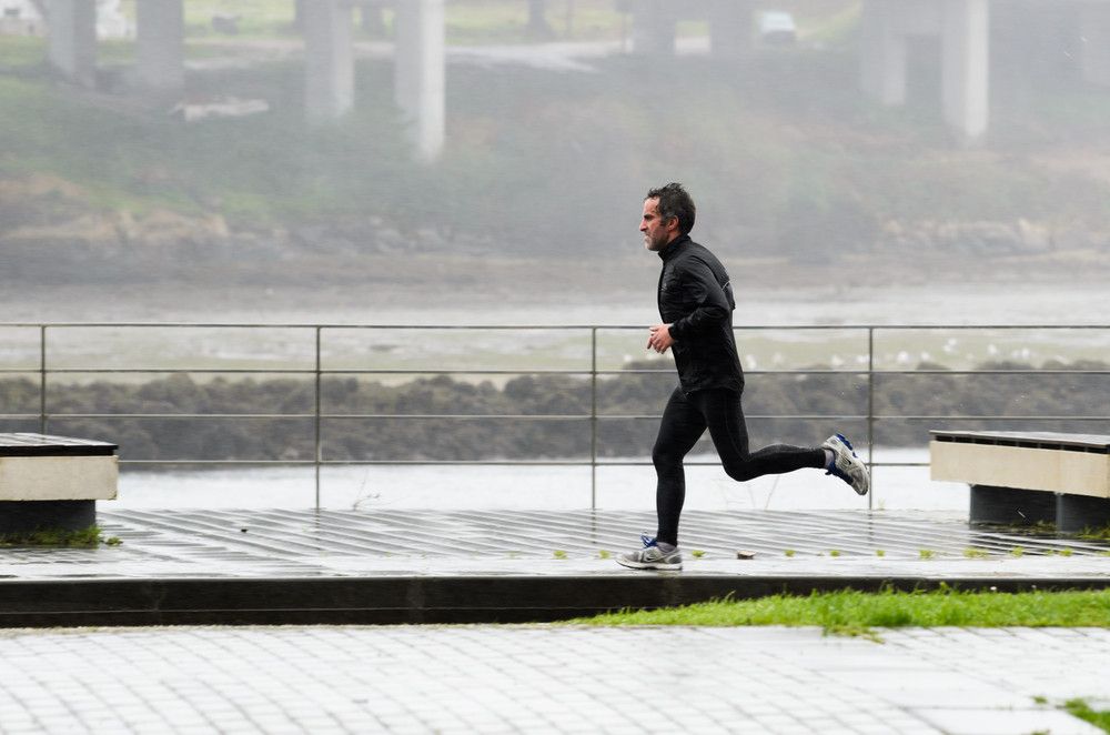 Tips agar Anda Bisa Tetap Olahraga di Musim Hujan