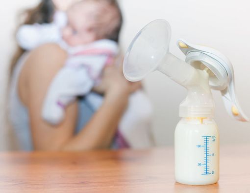 Kiat Memberikan ASI Eksklusif bagi Para Ibu Bekerja