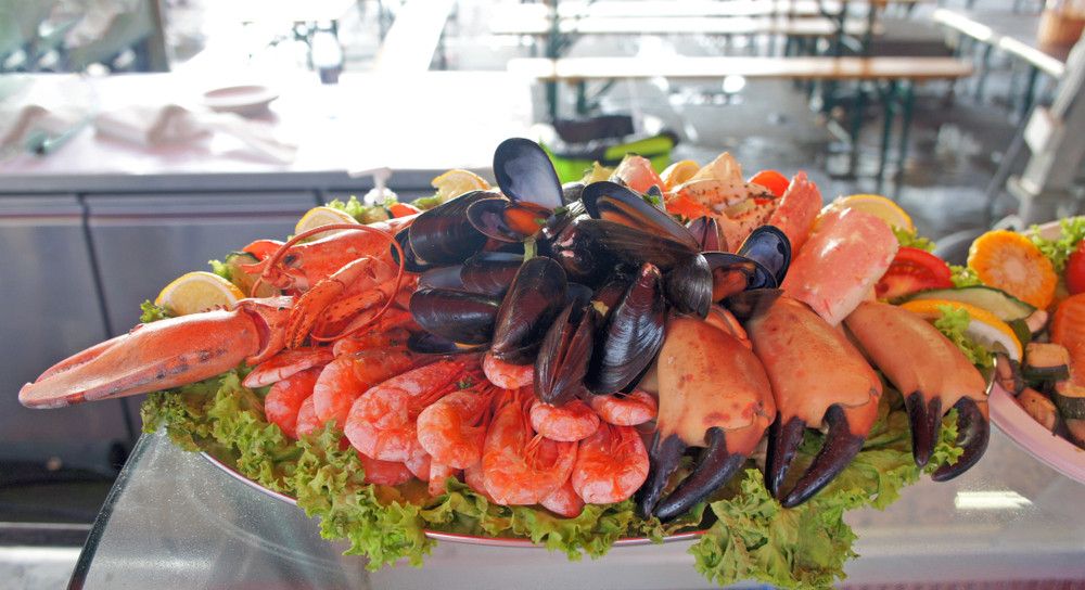 Keracunan Kerang Setelah Pesta Seafood? Ini Sebabnya