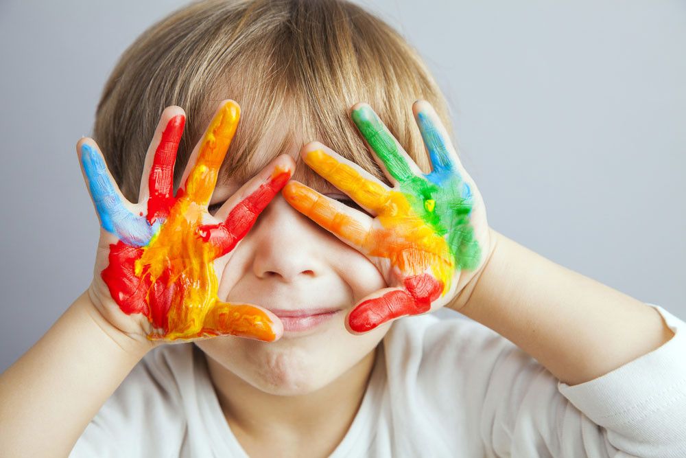 Kaitan antara Warna dan Emosi Anak