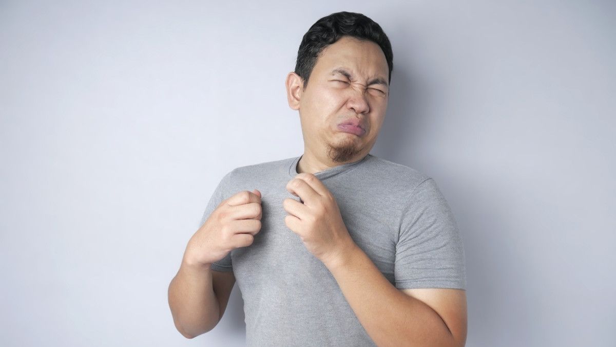 Mengapa Konsumsi Antibiotik Bikin Bau Badan Menyengat?