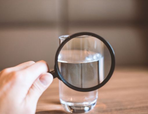 Mana Lebih Baik, Minum Air Rebusan atau Air Galon?