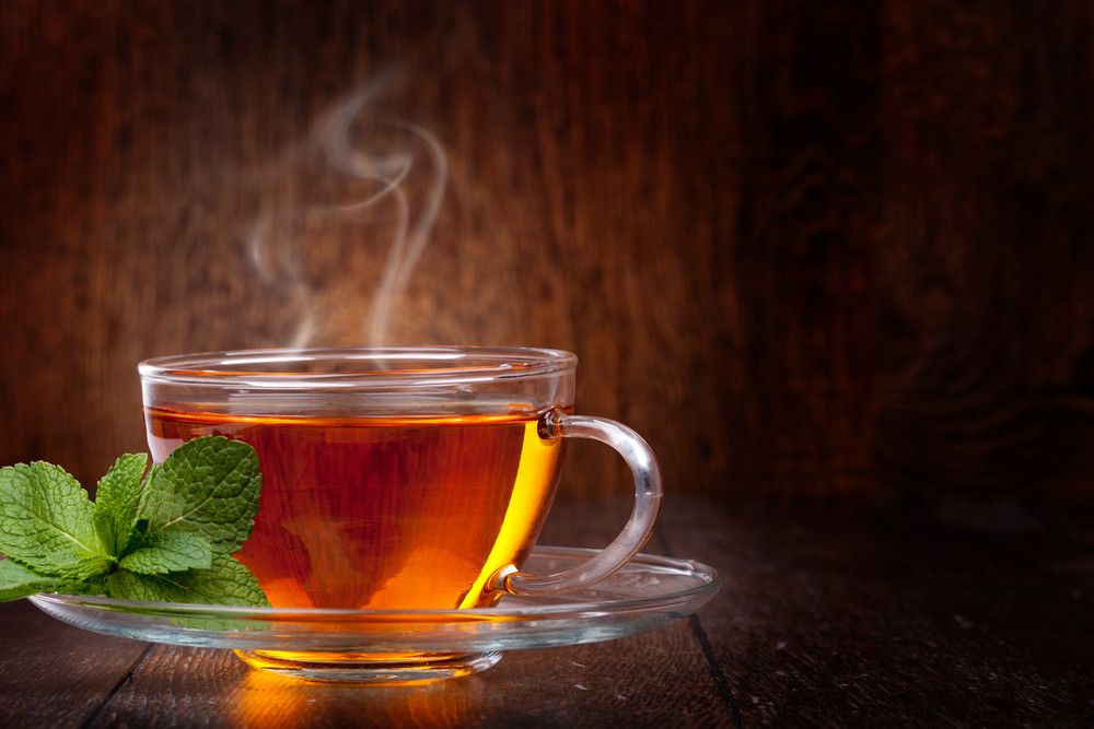 Minum Teh Terlalu Panas Bisa Sebabkan Kanker?