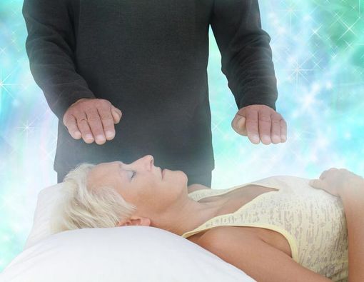 Menelisik Seluk Beluk Pengobatan Alternatif