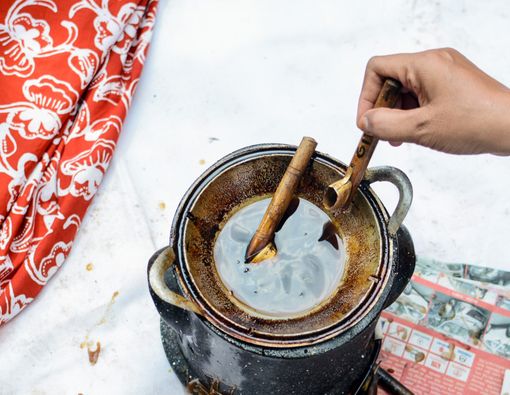 Suka Menghirup Aroma Lilin Batik (Malam), Bahayakah?