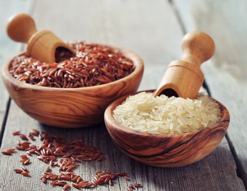 Beras Putih vs Beras Merah, Mana yang Lebih Maknyus?