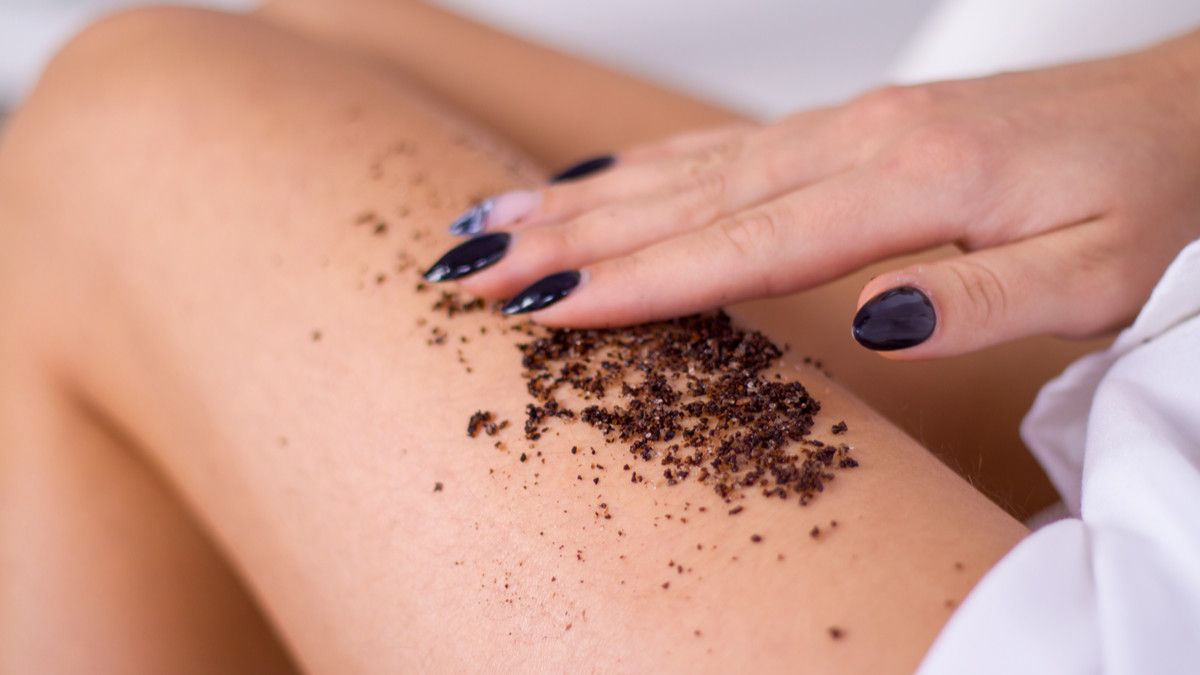 Scrub Garam Himalaya Untuk Kulit Lembut: Pemulihan Yang Lengkap