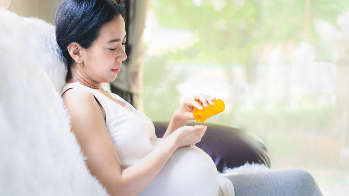 Dosis Vitamin C yang Aman Dikonsumsi Ibu Hamil
