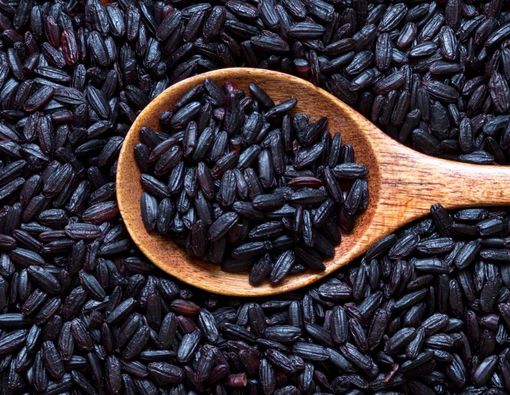 10 Manfaat Beras Hitam untuk Tubuh, Bikin Kenyang Lebih Lama!